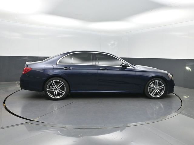 Used 2019 Mercedes-Benz E 300 image 31