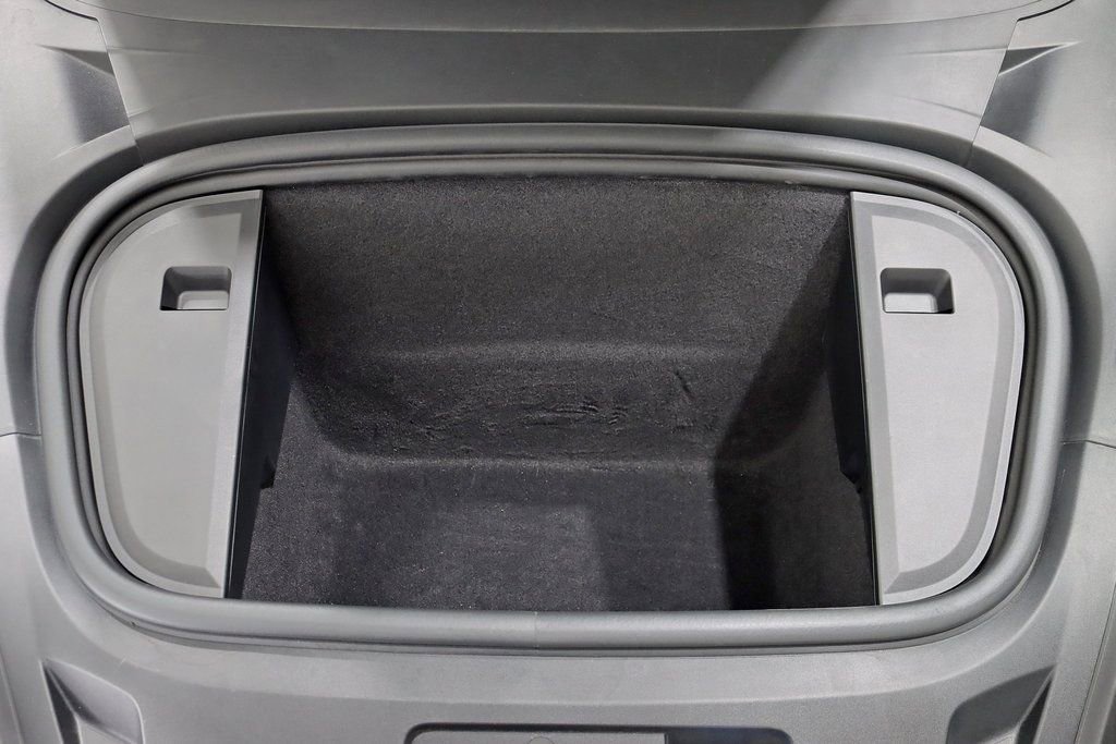 Used 2022 Porsche Taycan 4S image 42