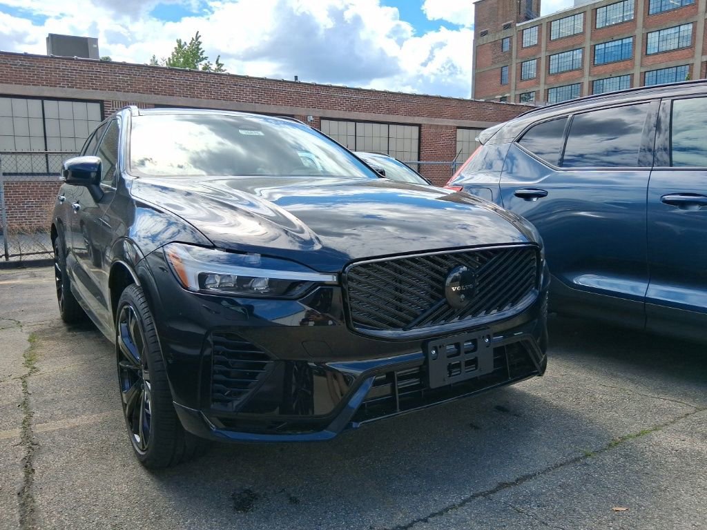 New 2026 Volvo XC60 T8 Ultra w/ Protection Package Premier AWD/4WD image 2