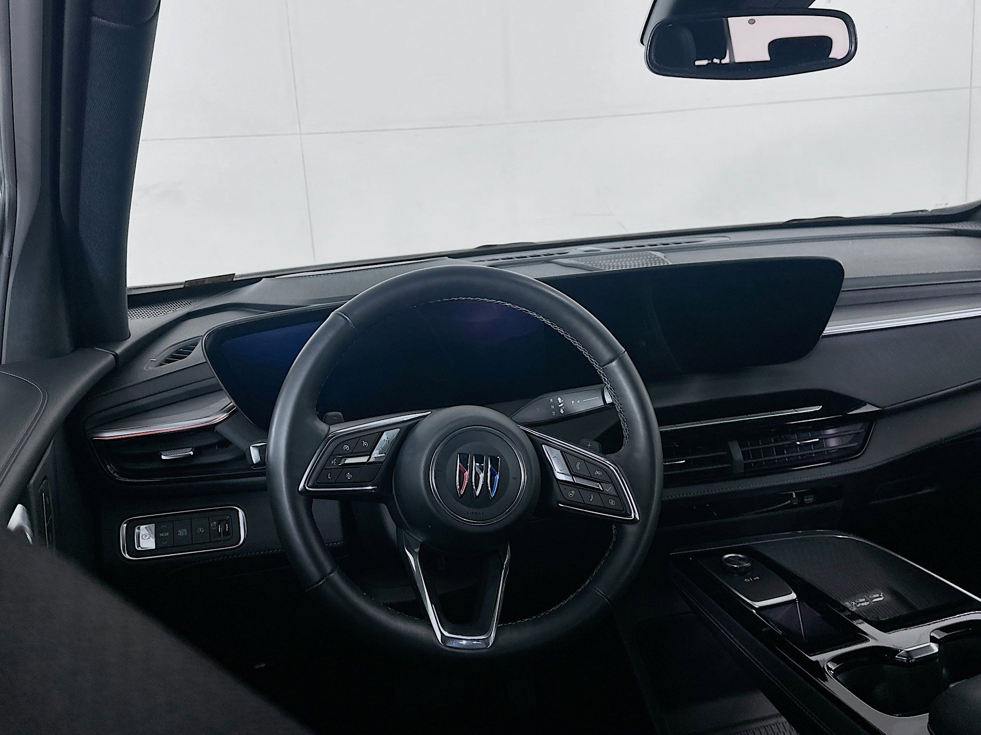 Used 2025 Buick Enclave Preferred image 18