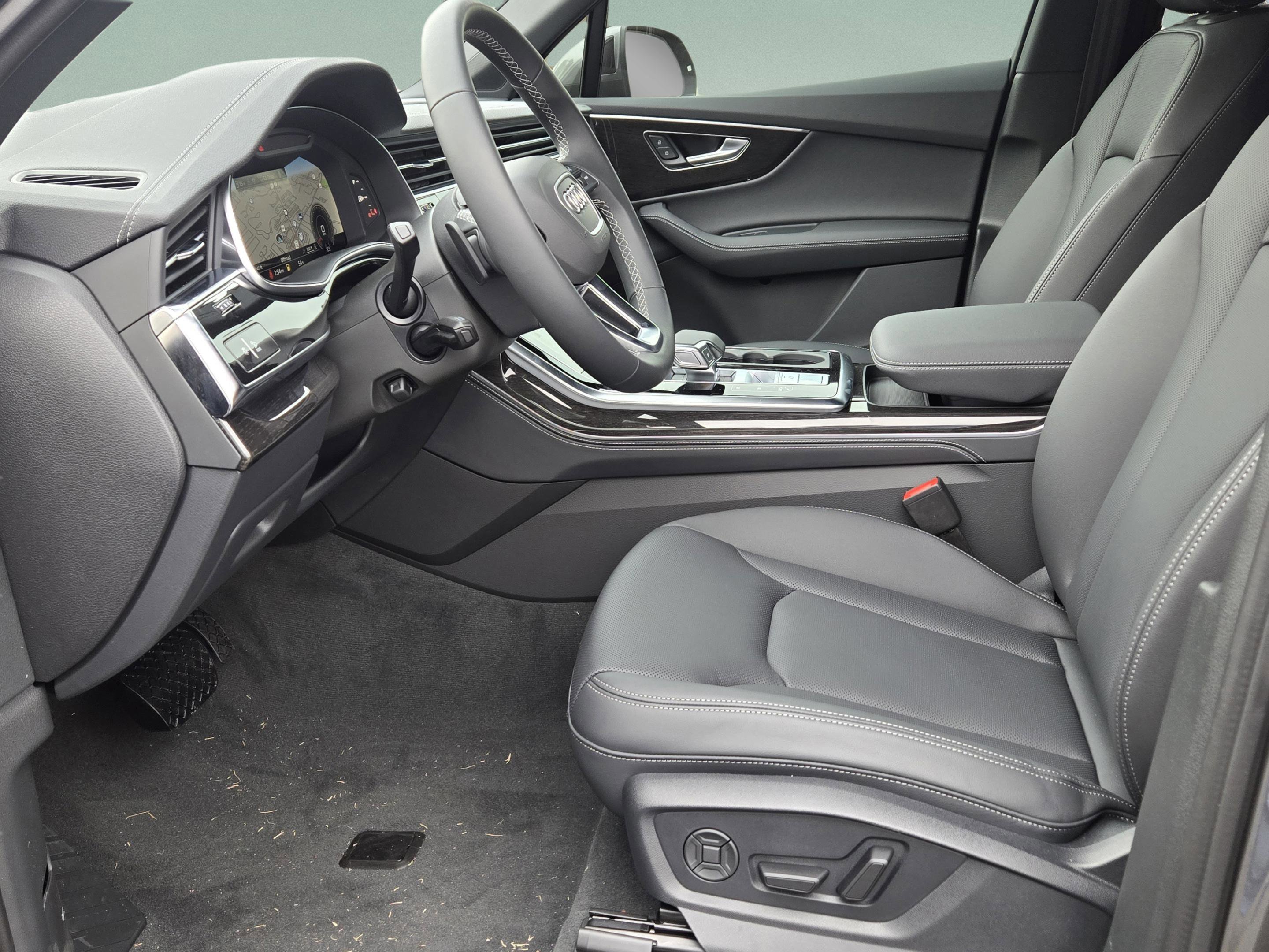 New 2026 Audi Q7 3.0T Premium Plus AWD/4WD image 25