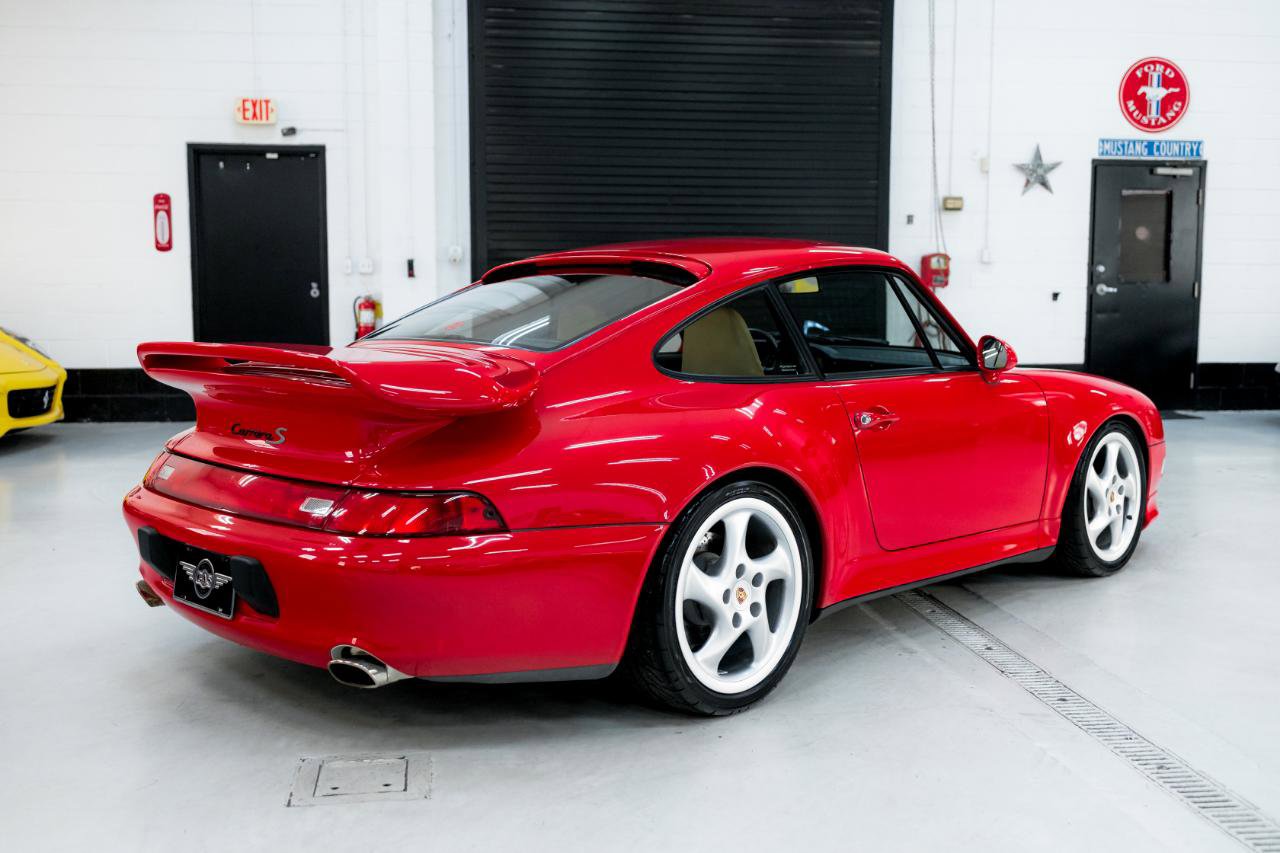 Used 1998 Porsche 911 Carrera image 8