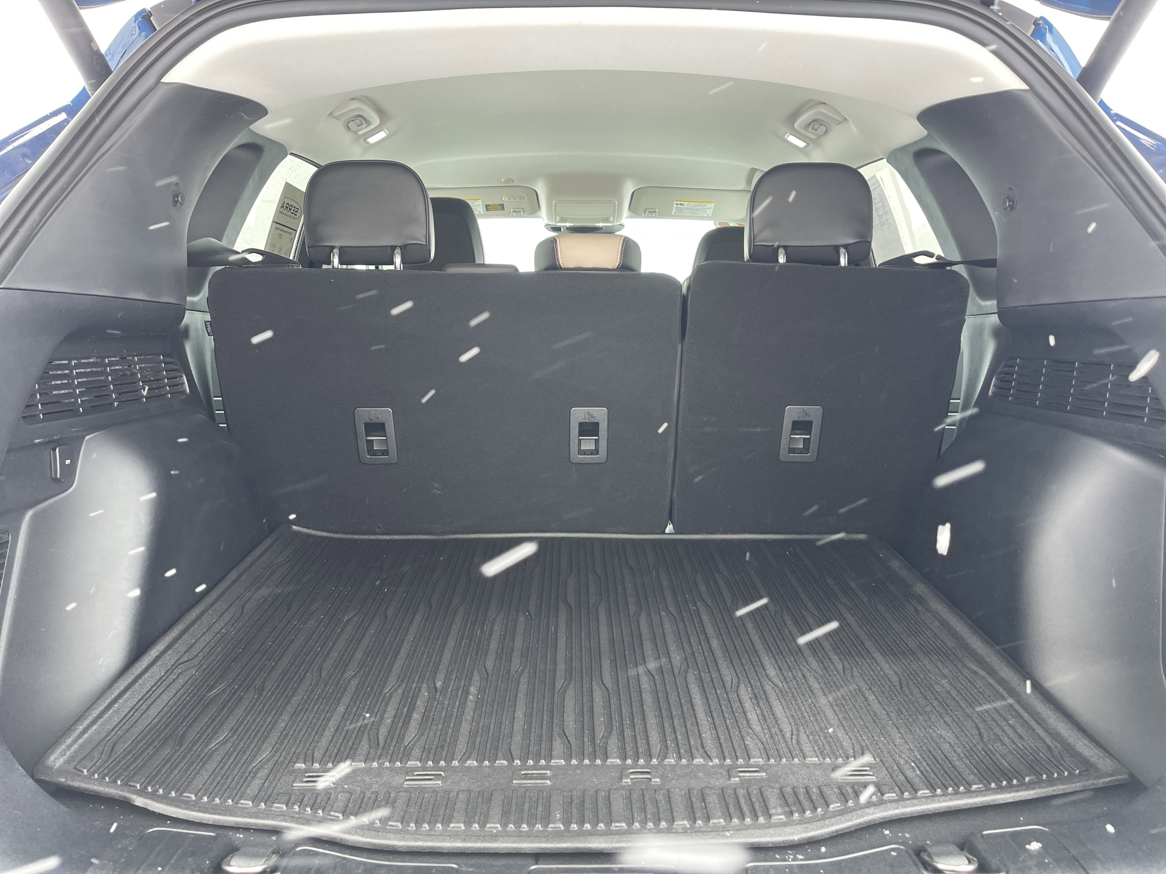 Certified 2022 Ford Escape Titanium image 10