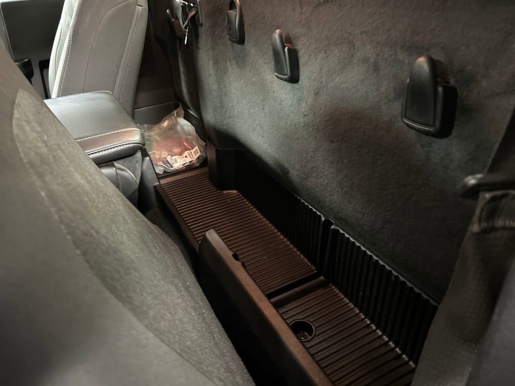 Used 2022 RAM 3500 SLT w/ Quick Order Package 27G SLT image 21