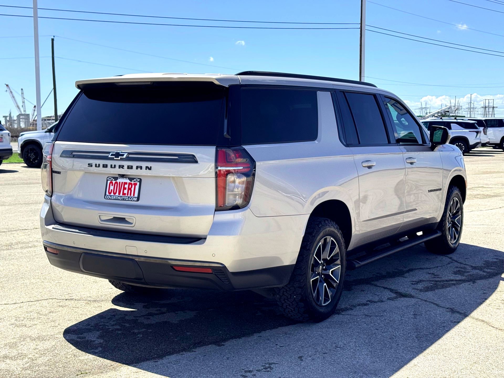 Used 2022 Chevrolet Suburban Z71 AWD/4WD image 6