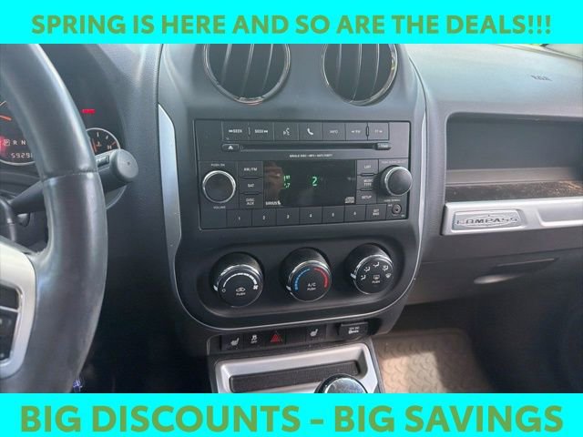 Used 2015 Jeep Compass Latitude image 9