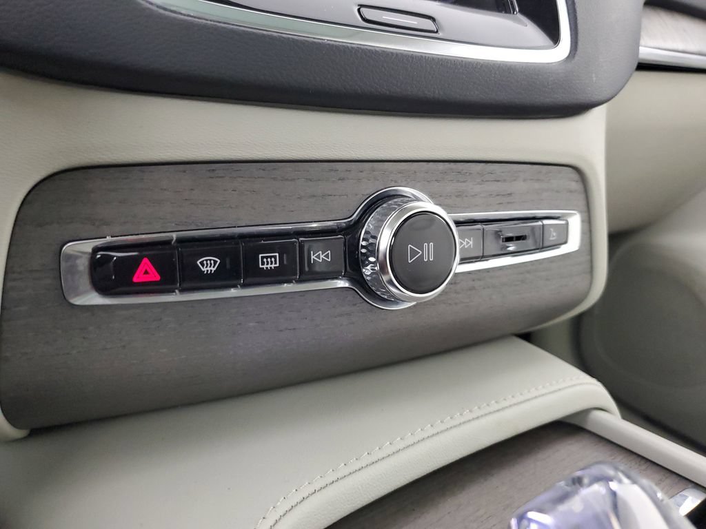 Certified 2023 Volvo XC90 B6 Ultimate AWD/4WD image 33