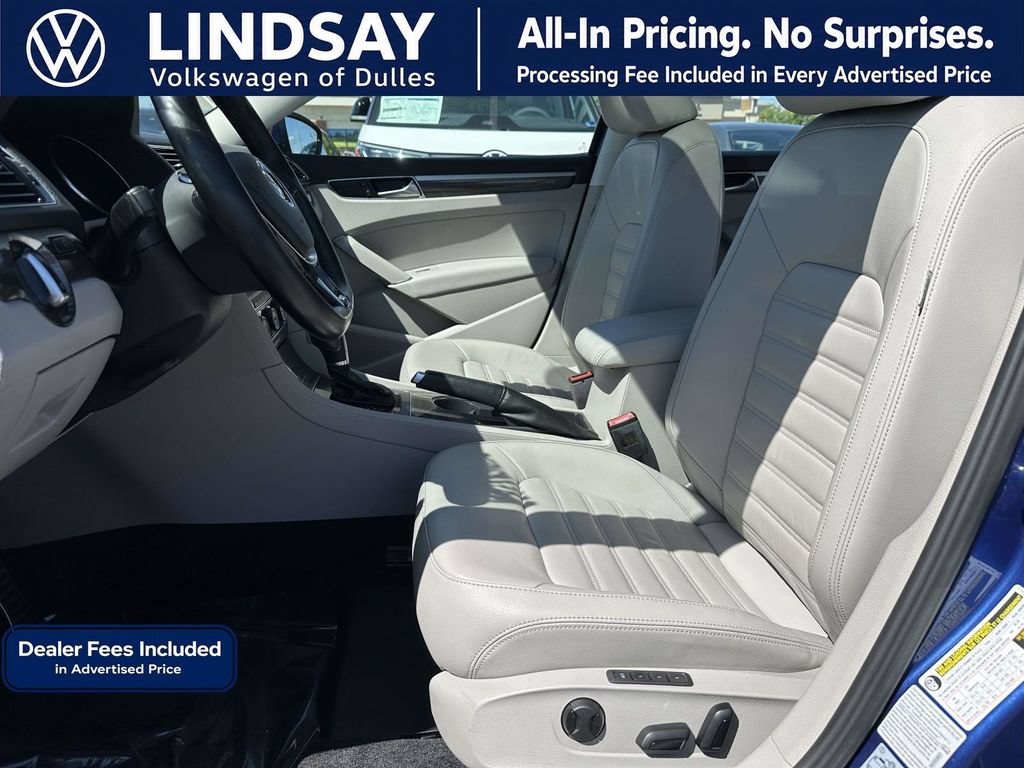 Used 2017 Volkswagen Passat 1.8T SEL Premium FWD image 11