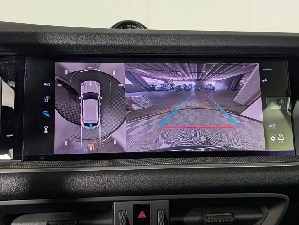 New 2026 Porsche Cayenne image 32