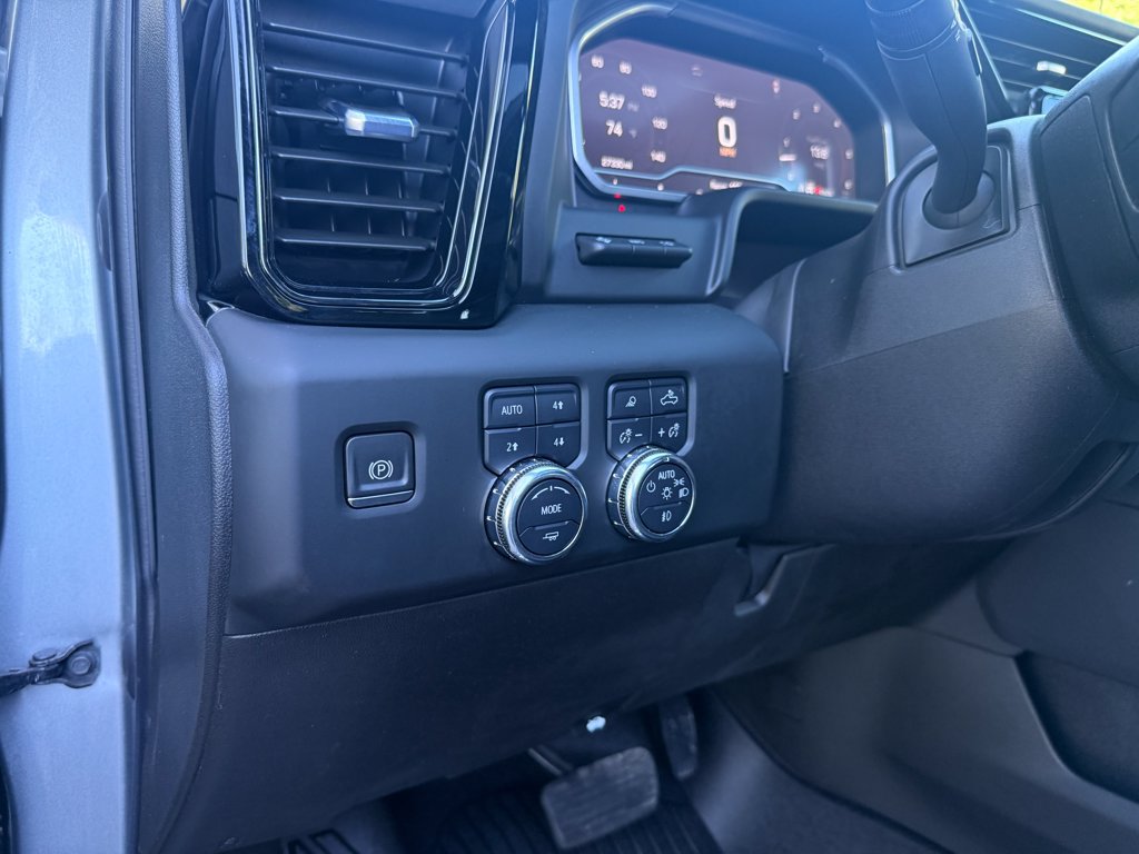 Used 2024 GMC Sierra 2500 AT4 w/ AT4 Premium Plus Package AWD/4WD image 31