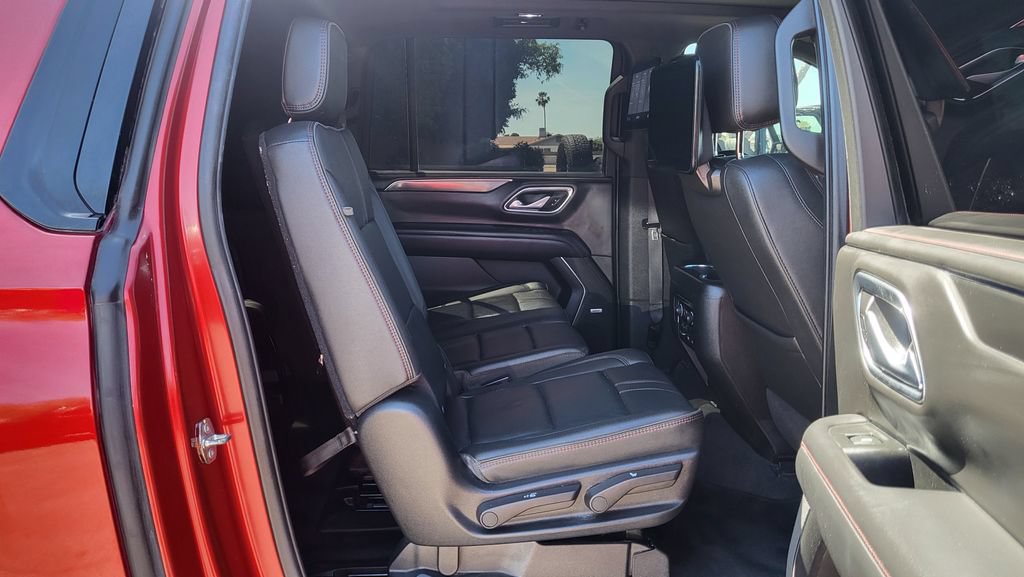 Used 2021 Chevrolet Suburban RST w/ Rear Media and Nav Package AWD/4WD image 20