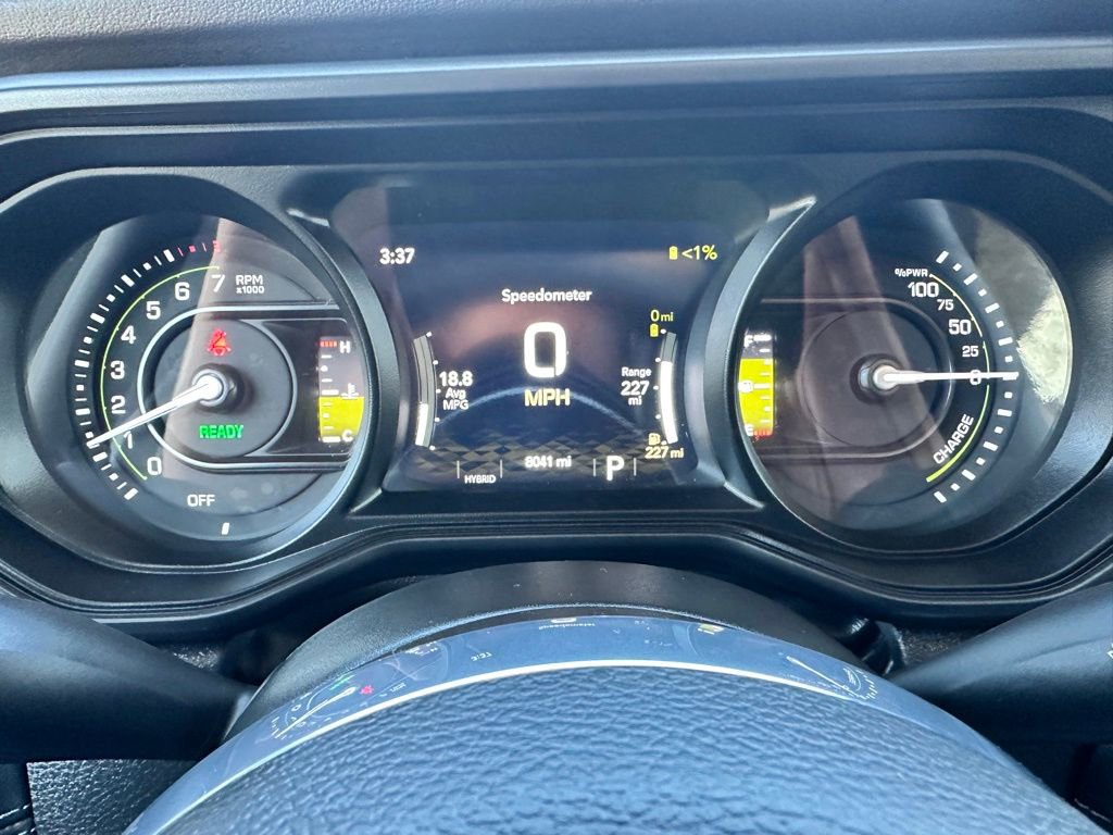 Used 2025 Jeep Wrangler Unlimited Sahara image 26