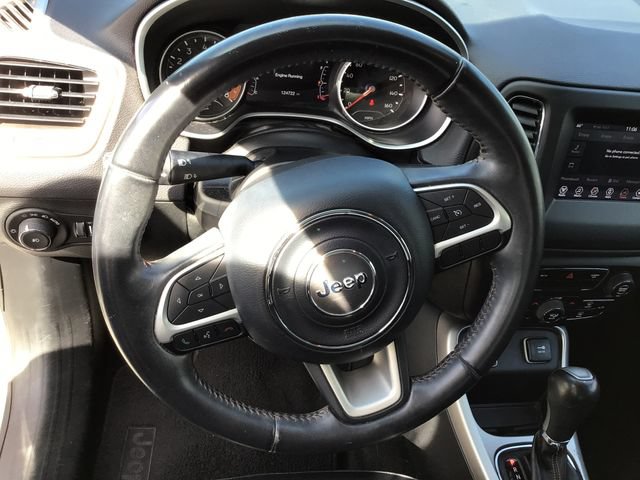 Used 2018 Jeep Compass Latitude w/ Popular Equipment Group FWD image 25