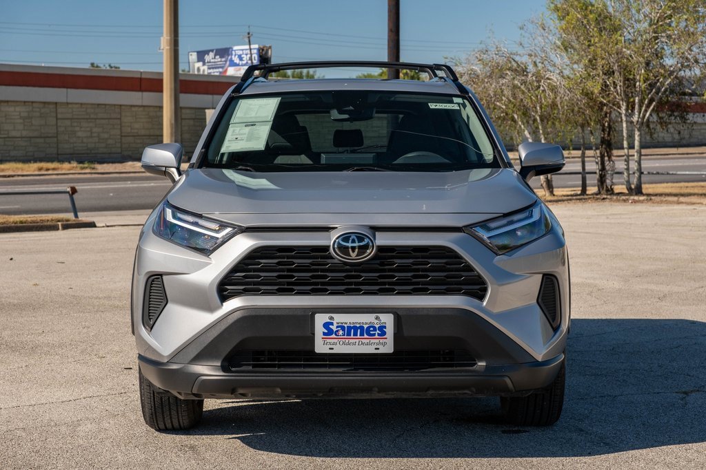 Used 2023 Toyota RAV4 XLE image 2