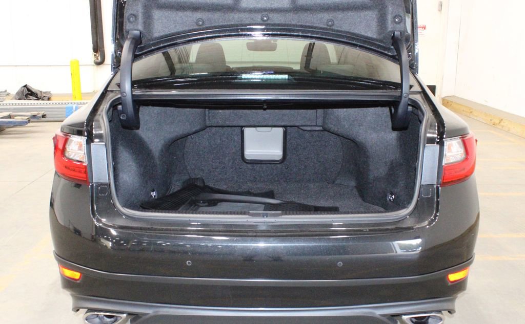 Used 2018 Lexus ES 350 image 15