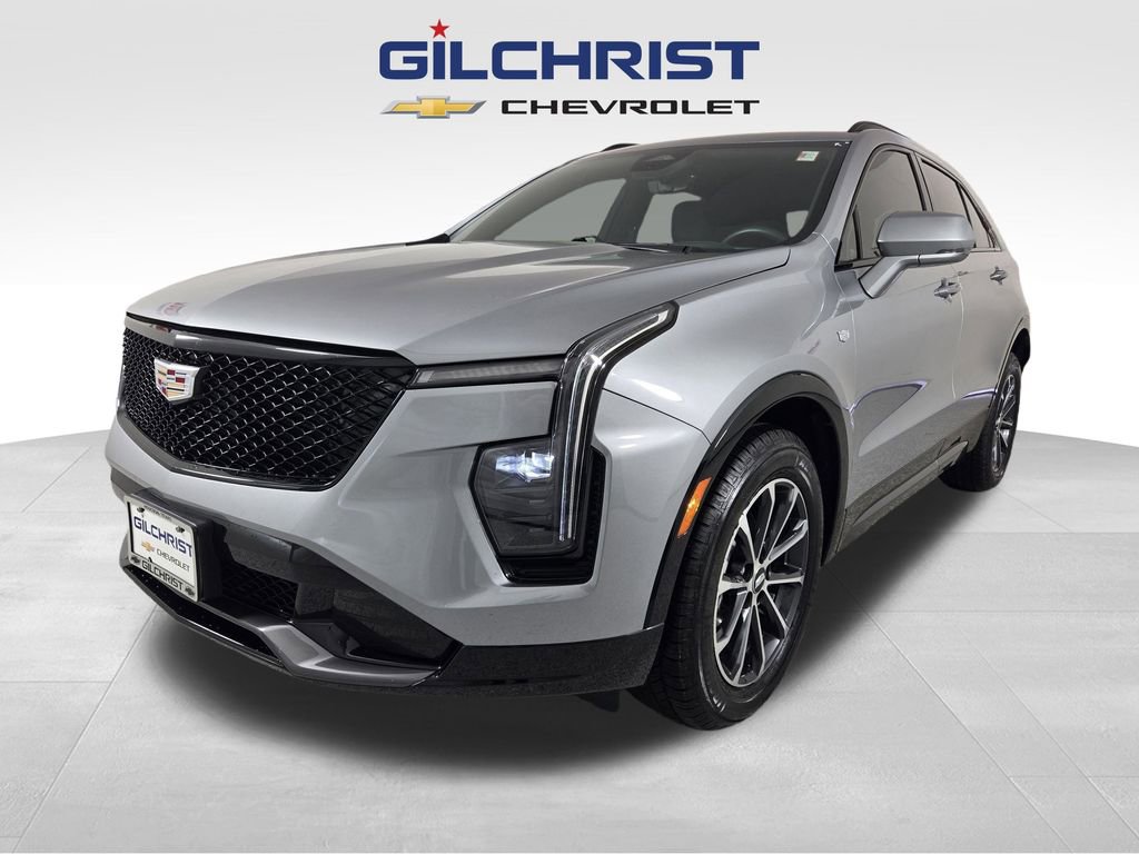 Used 2024 Cadillac XT4 Sport image 2