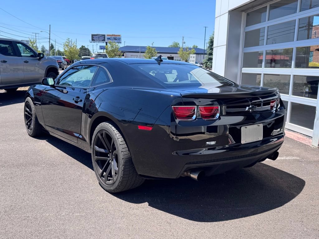 Used 2013 Chevrolet Camaro SS w/ SS Performance Package RWD image 5