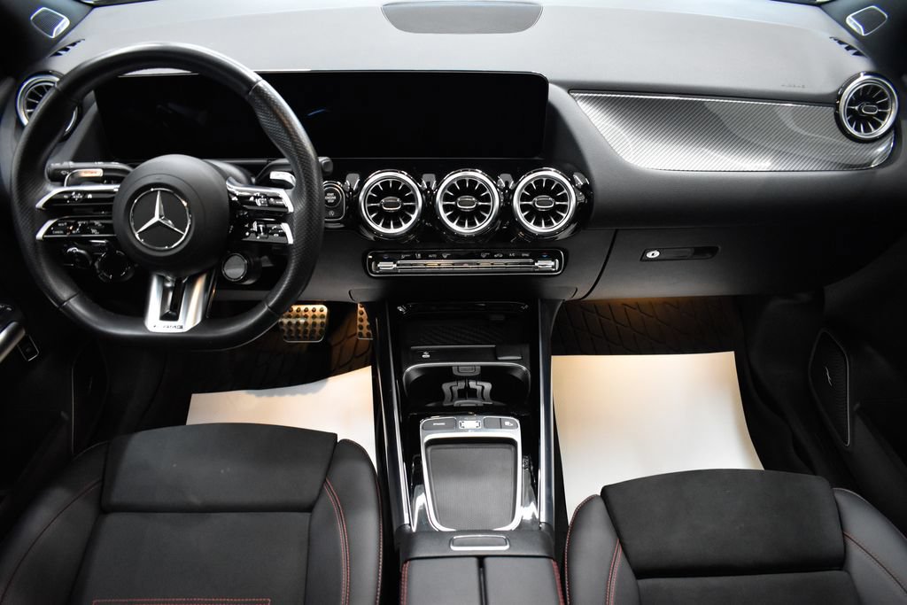 Certified 2025 Mercedes-Benz GLA 35 AMG 4MATIC image 17