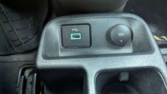 Used 2021 Ford Transit Connect XL image 37