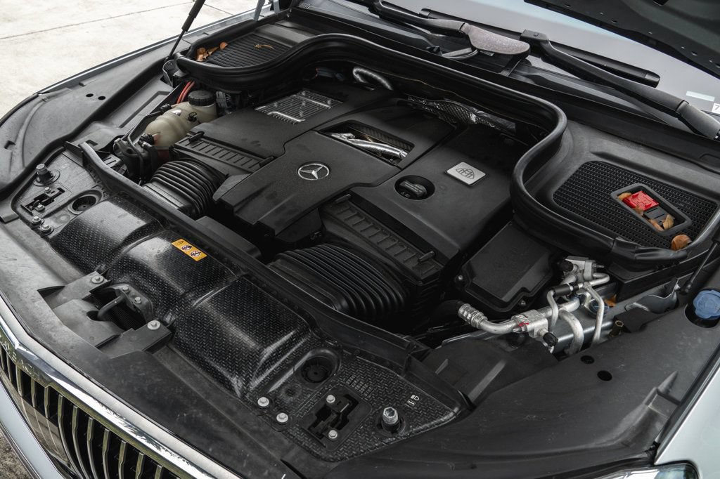 Used 2022 Mercedes-Benz Maybach GLS 600 4MATIC image 35