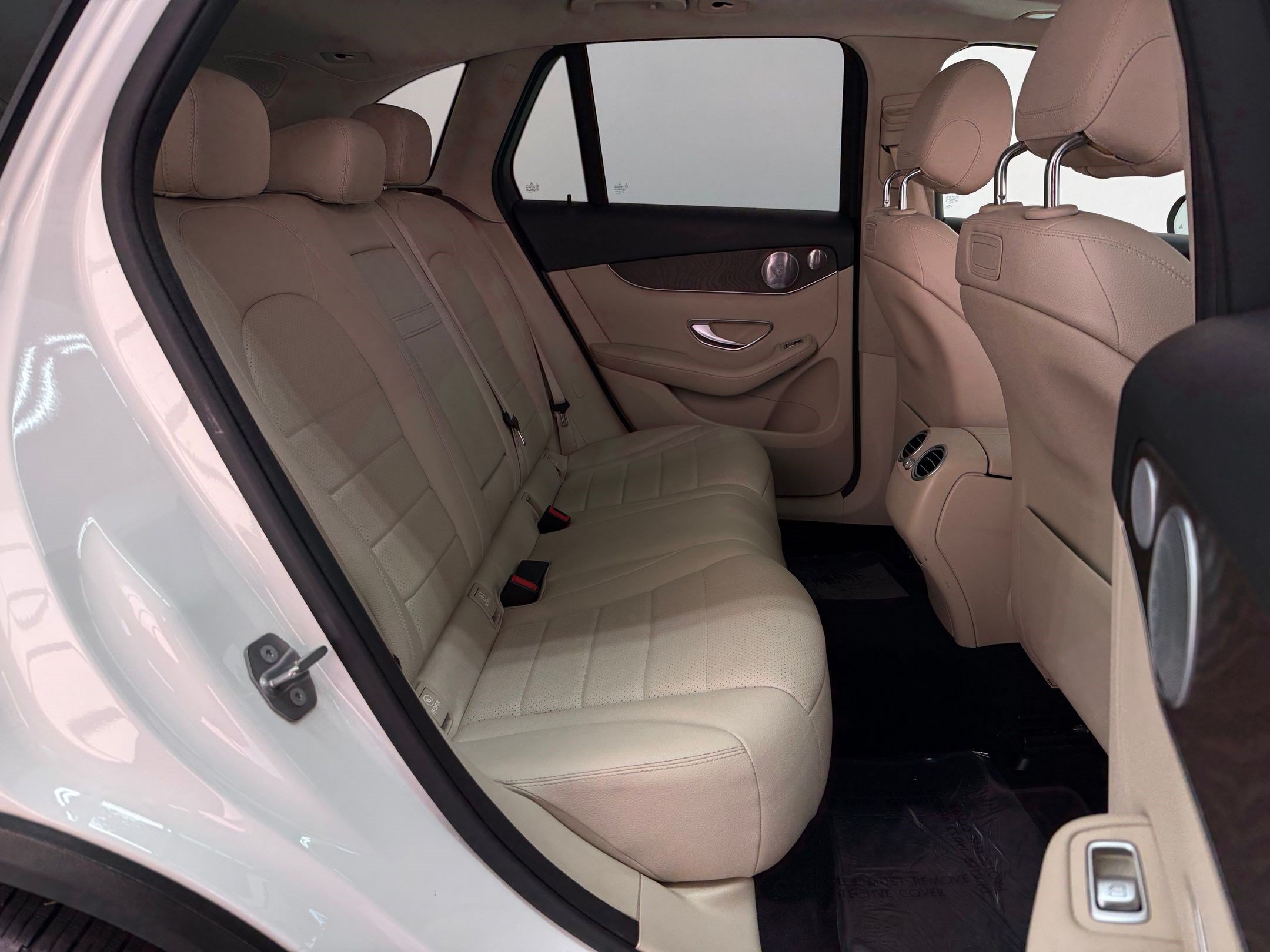 Used 2019 Mercedes-Benz GLC 300 4MATIC image 29