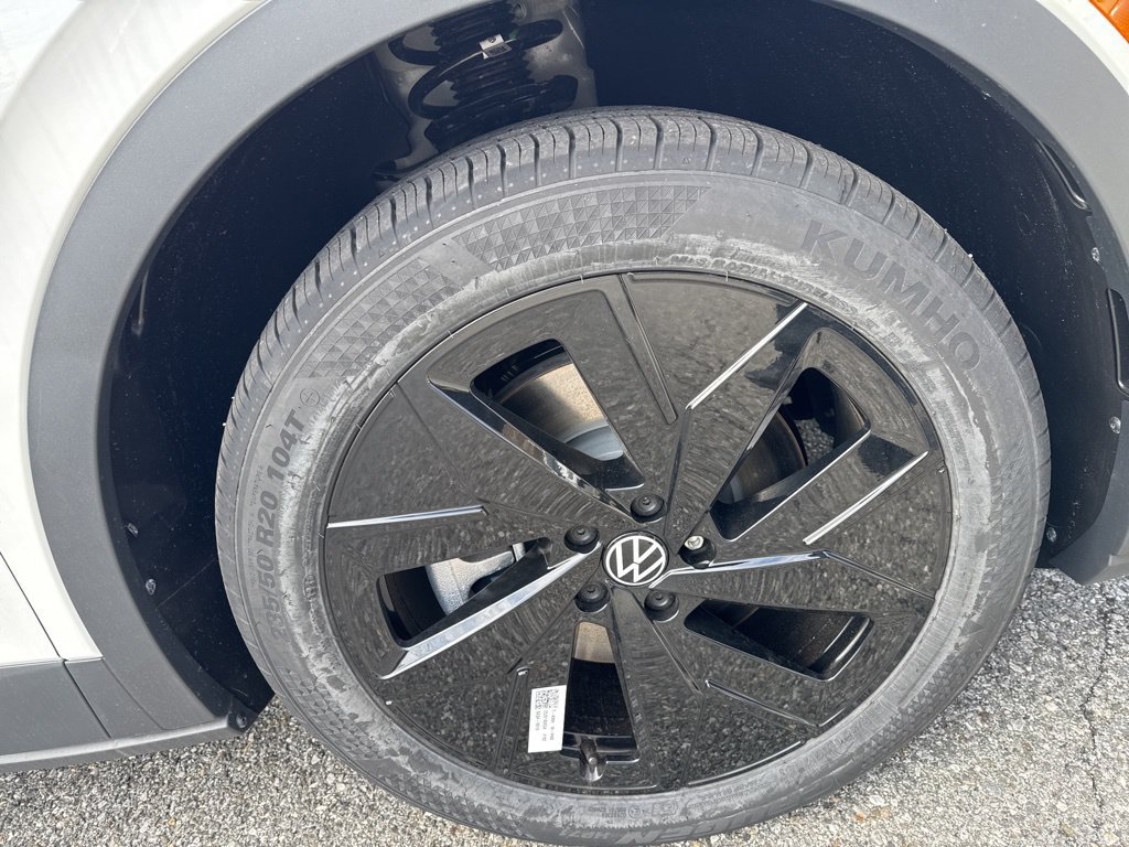 New 2025 Volkswagen ID.4 Pro S Plus AWD/4WD image 11