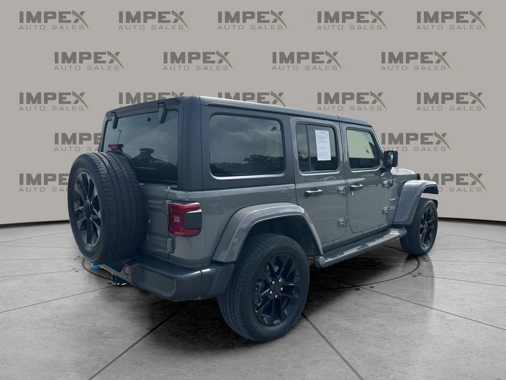 Used 2022 Jeep Wrangler Unlimited Sahara w/ Safety Group image 5