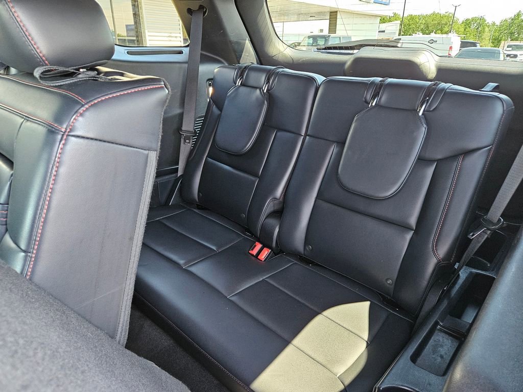 Used 2025 Ford Explorer ST-Line w/ ST-Line Street Pack AWD/4WD image 25