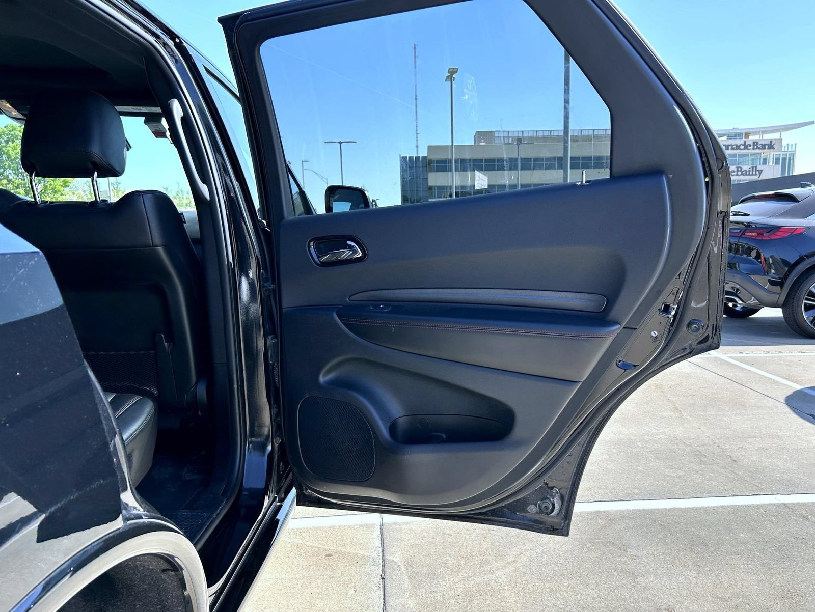 Used 2025 Dodge Durango GT AWD/4WD image 17