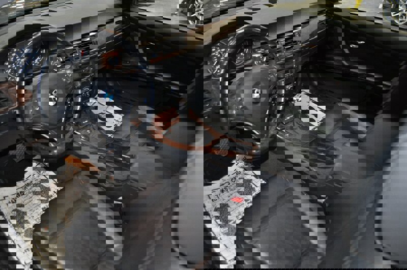 Used 2009 BMW 335i xDrive Coupe image 14