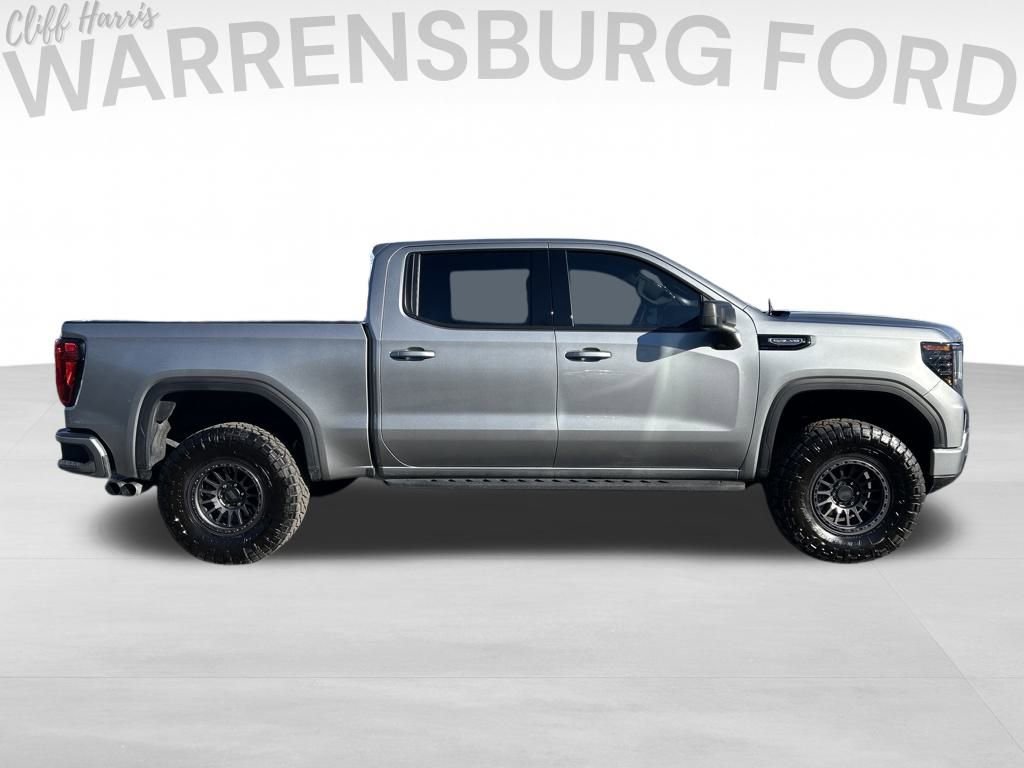 Used 2025 GMC Sierra 1500 Elevation image 8