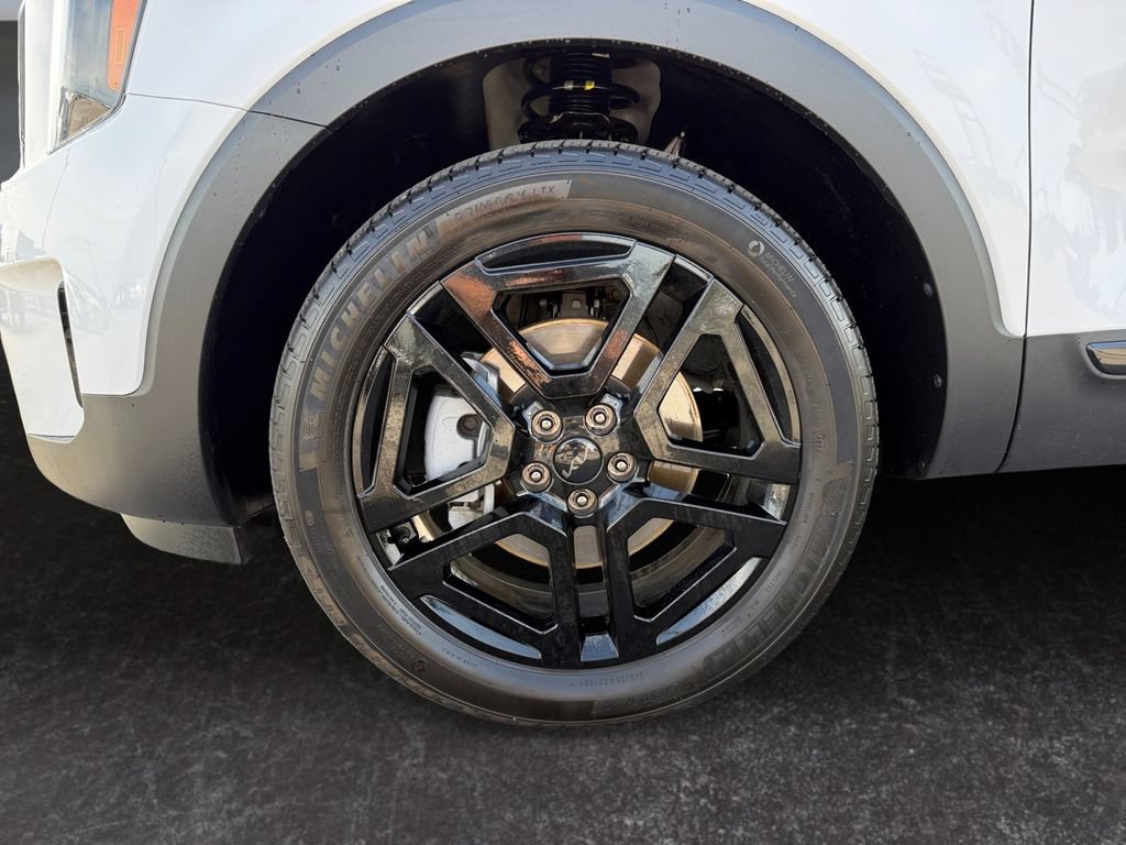 Used 2025 Kia Telluride SX X-Line AWD/4WD image 9