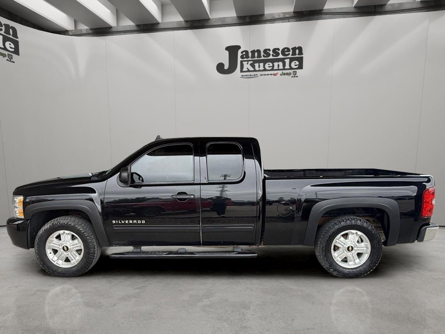 Used 2009 Chevrolet Silverado 1500 LT w/ Power Pack Plus