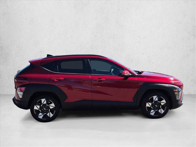 Used 2025 Hyundai Kona SEL FWD image 4