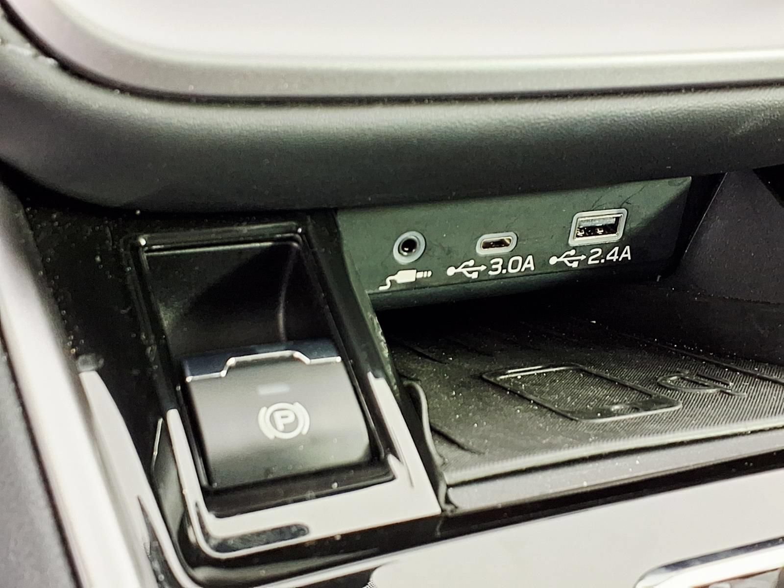 Certified 2025 Subaru Outback Touring AWD/4WD image 21