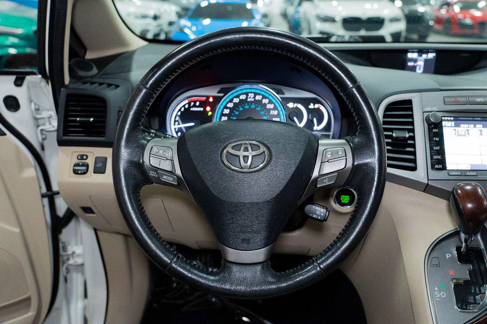 Used 2011 Toyota Venza AWD w/ Premium Pkg #2 image 33
