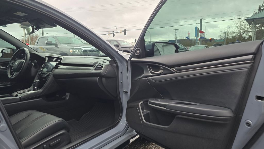 Used 2021 Honda Civic Sport Touring image 10