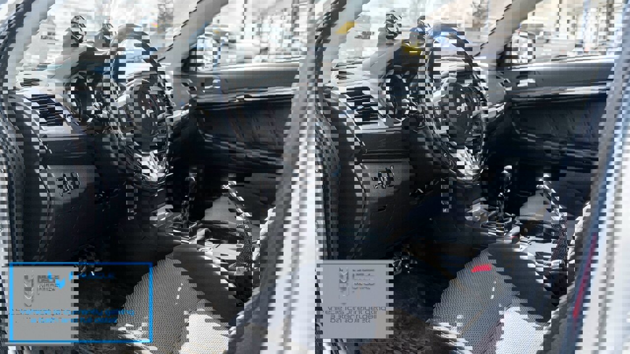 Used 2015 Mitsubishi Lancer Evolution GSR image 11