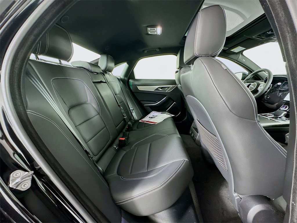 New 2024 Jaguar XF R-Dynamic SE image 28