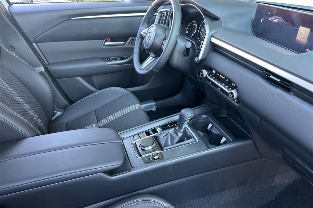 New 2025 MAZDA CX-50 AWD 2.5 S w/ Accent Package image 17
