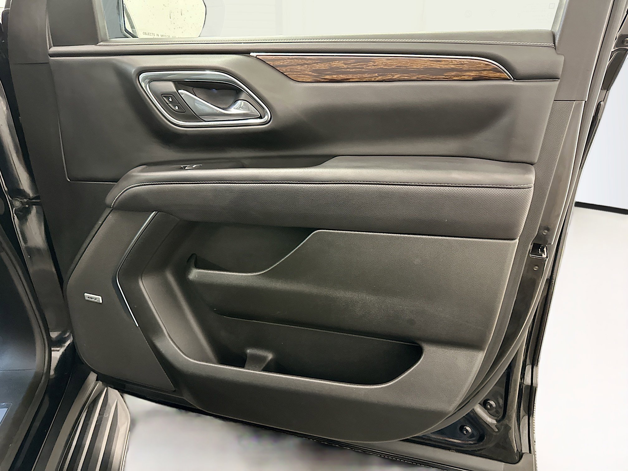 Used 2024 Chevrolet Tahoe Premier image 35