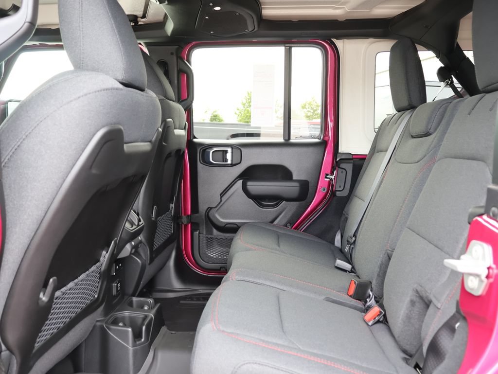 New 2026 Jeep Wrangler Unlimited Rubicon AWD/4WD image 17