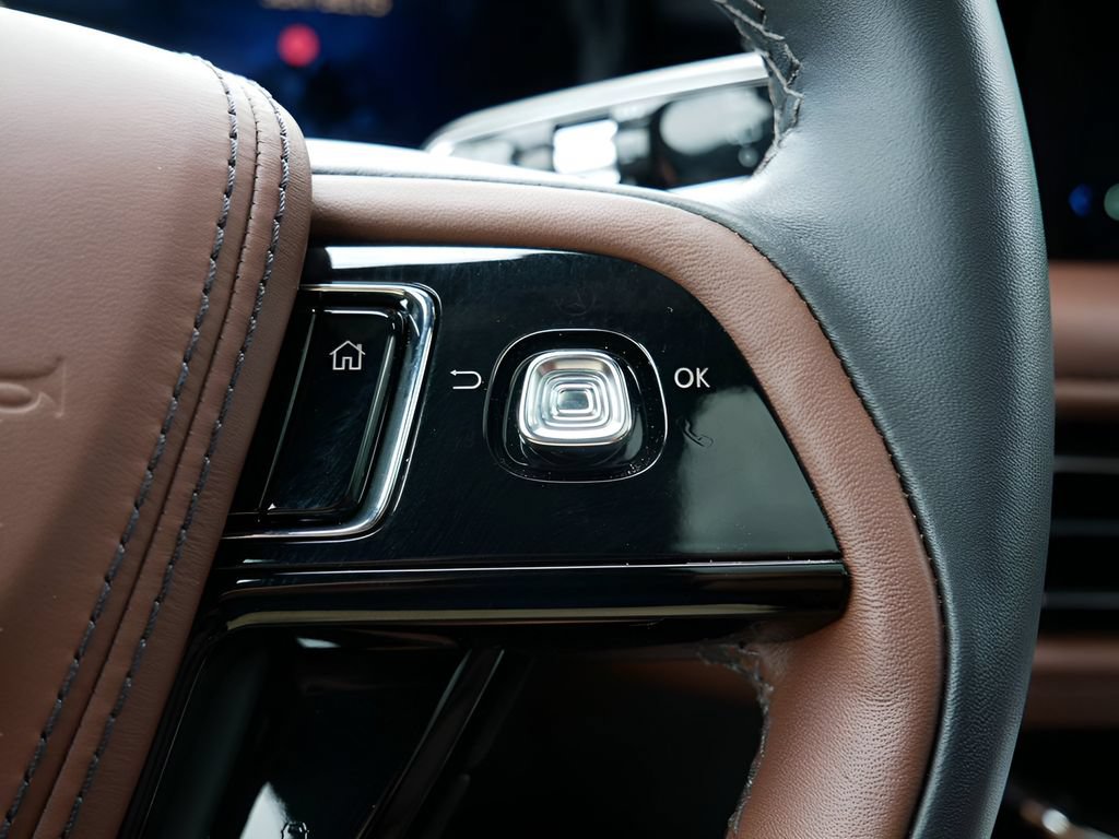 Used 2026 Lincoln Aviator Reserve AWD/4WD image 20