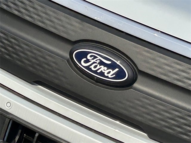 New 2025 Ford F150 Lightning Flash image 3