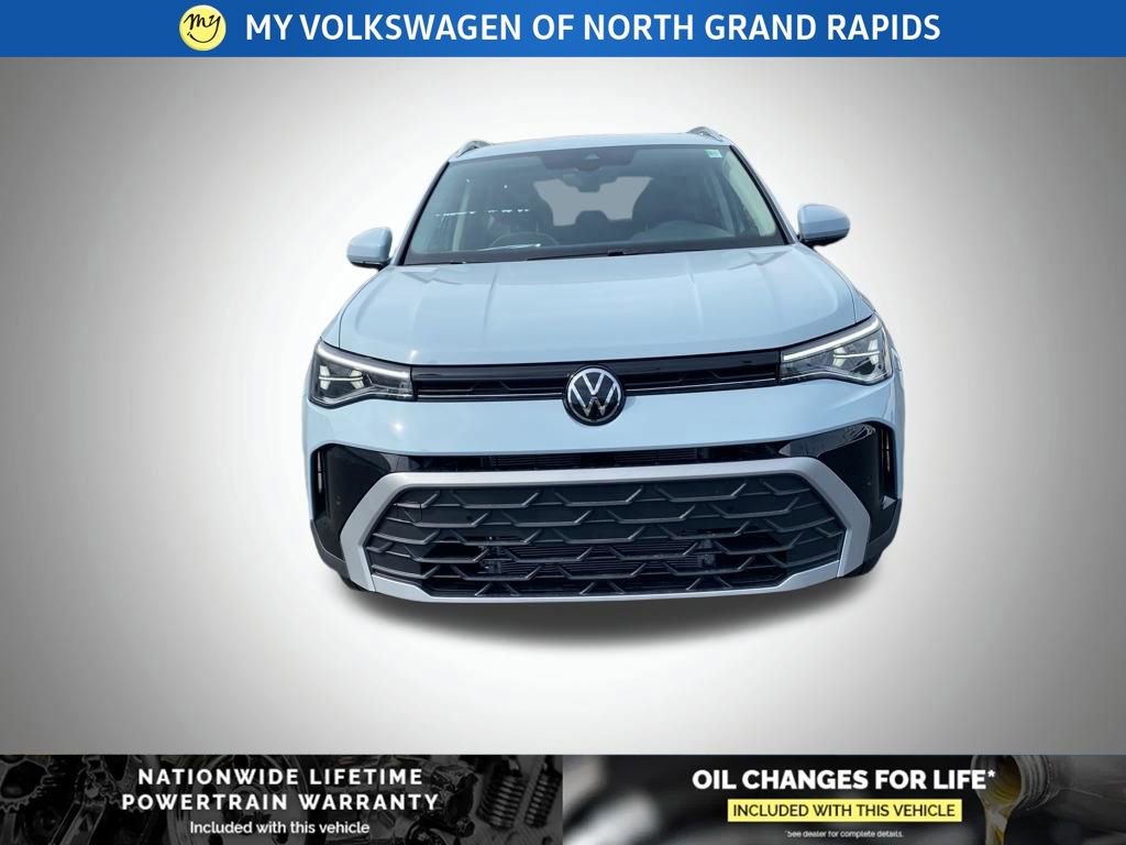 New 2026 Volkswagen Taos SE AWD/4WD image 2