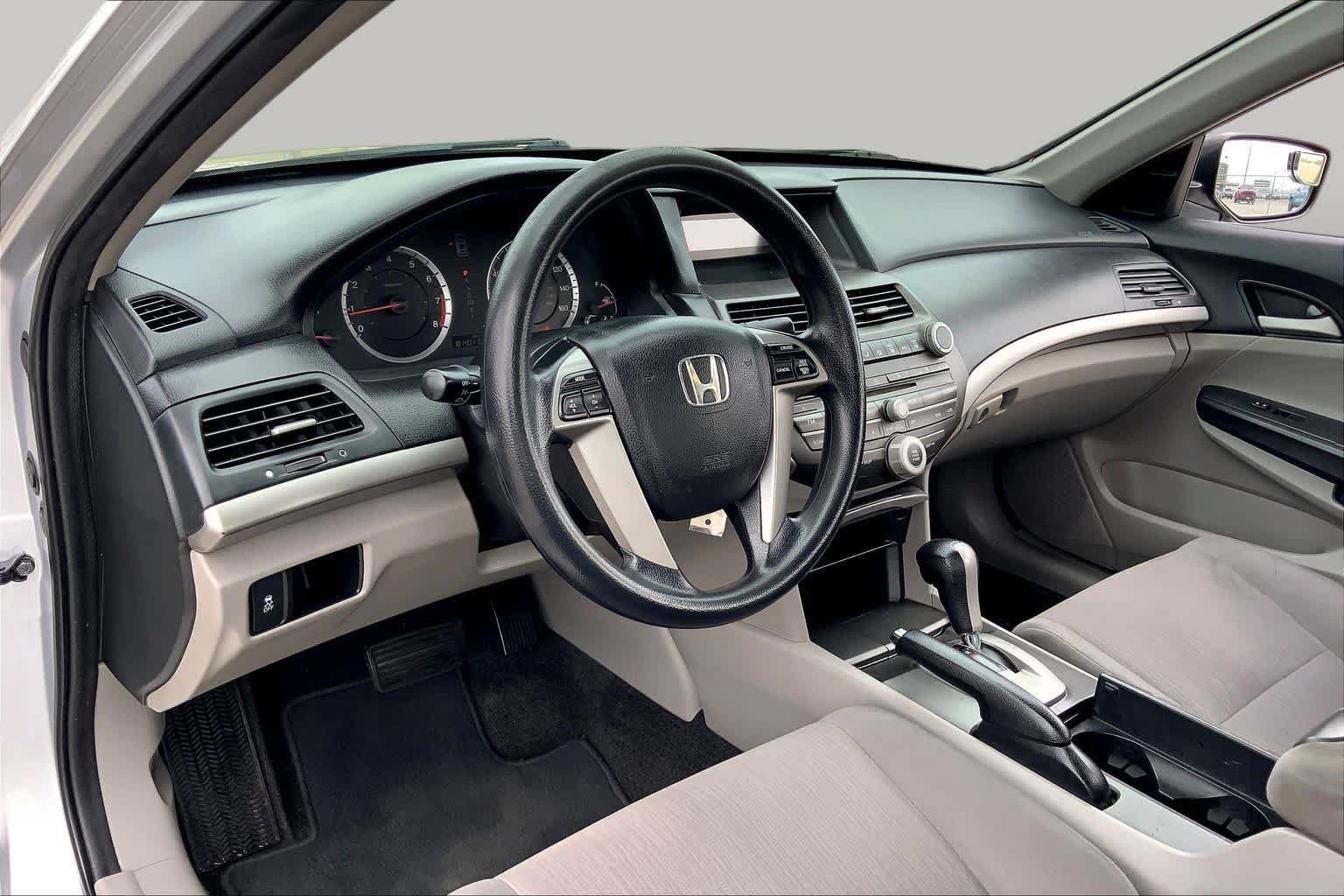 Used 2011 Honda Accord LX image 16
