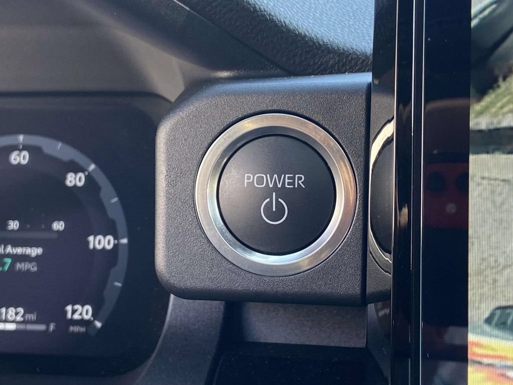 Used 2026 Toyota 4Runner Limited AWD/4WD image 26