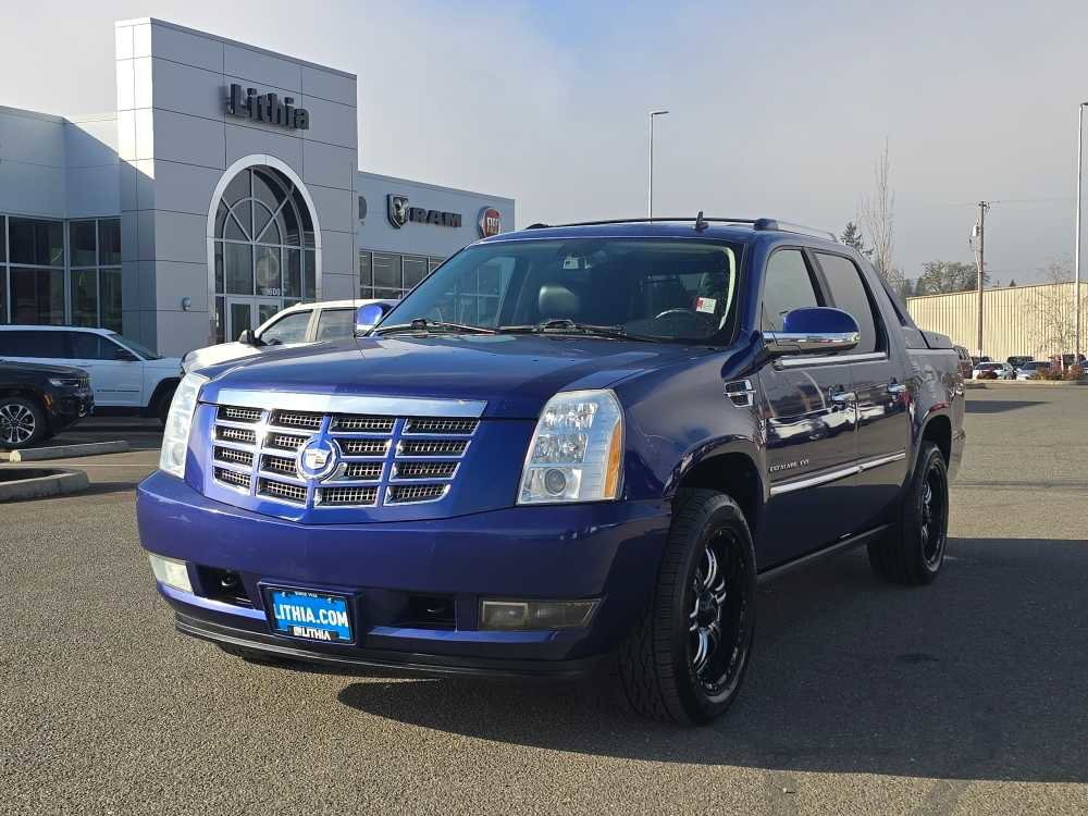 Used 2010 Cadillac Escalade EXT Premium image 1