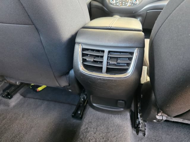 Used 2023 Chevrolet Malibu LT FWD image 14