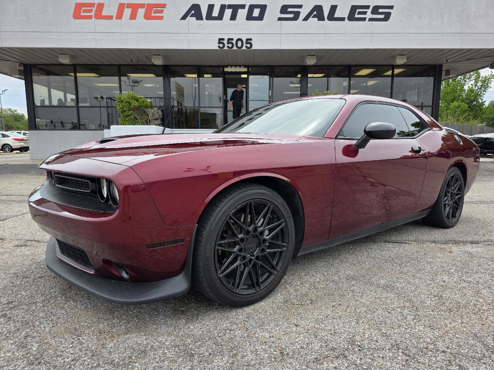 Used 2021 Dodge Challenger GT w/ Plus Package RWD image 1
